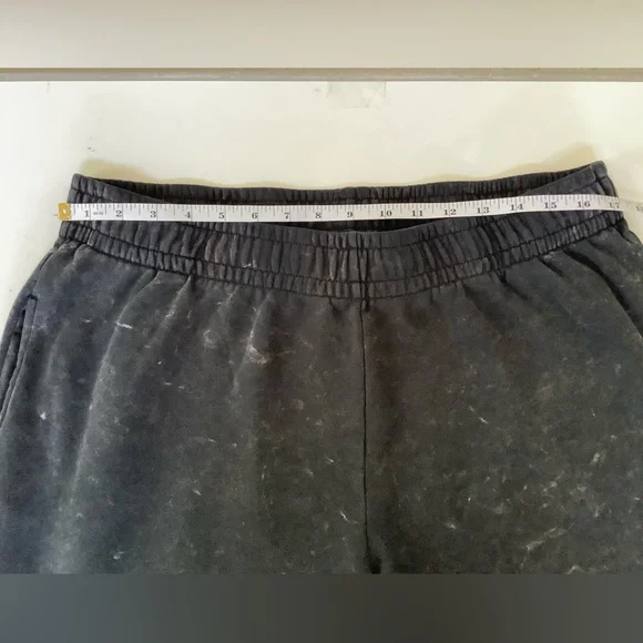 Wild Fable Black Cargo sweatpants - Picture 6 of 7